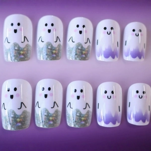 Halloween ghost press-on nails with purple gradient and silver glitter medium square shape