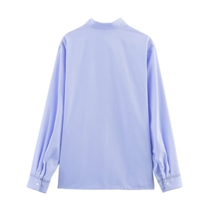 Détail de la vue arrière de la chemise à manches longues à rayures verticales bleues et blanches