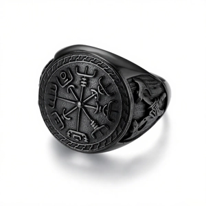 Nordic Viking Compass ring in black stainless steel with dual axes relief detail
