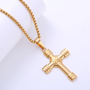 Classic 18k gold-plated stainless steel box chain necklace with a cross pendant