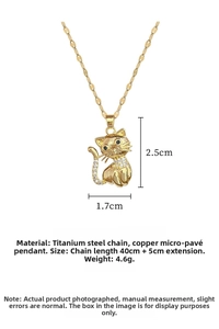 Detail view of cat pendant necklace with dimensions 2.5x1.7cm and 40+5cm chain length