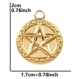 Macro shot of a 304 stainless steel star pendant in gold finish showing 2cm dimensions