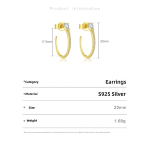 Dimensions détaillées des boucles d'oreilles C en argent S925 doré avec zircons