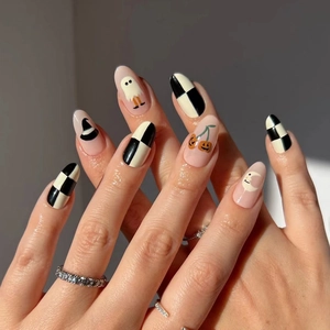 Halloween Press On Nails Oval Fake Nails Glossy Ghost Witch Hat Pumpkin Checkerboard Pattern Manicure Art
