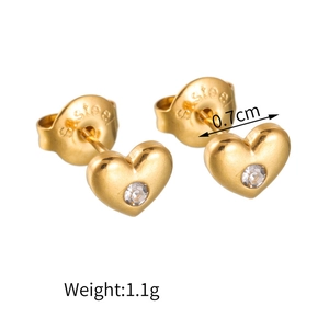 Detail view of heart-shaped stainless steel earrings with sparkling zircon and 0.7cm width