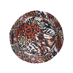 Wende-Anglerhut für Damen mit Leoparden- und Zebramuster für den Sommer im Trend