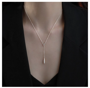 Detailed view of S925 sterling silver Y-shaped tassel necklace with polished water drop pendant