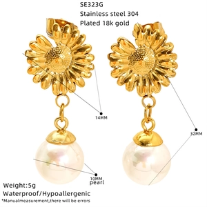 Detailed size specifications for 18k gold plated conch pearl earrings made of stainless steel