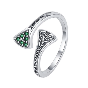 Vintage s925 silver adjustable ring with engraved patterns and green zircon stone