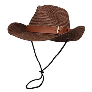 Brauner Cowboyhut mit Lederband, Gold-Schnalle und verstellbarem Kinnriemen