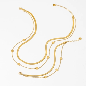 Collier double épaisseur en acier inoxydable doré avec chaîne serpent et perles carrées