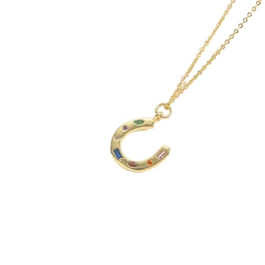 Retro lion pendant necklace with multicolored gemstones and gold-plated horseshoe link