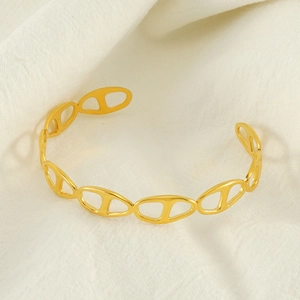 Bracelet jonc ouvert vintage doré en acier inoxydable avec motif nez de cochon chic
