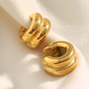 Minimalist double-layered C-shaped thick hoop earrings in 18K gold-plated stainless steel