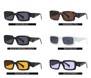 Detailansicht der quadratischen Sonnenbrille mit 3D-Diamantschliff-Bügeln in verschiedenen Farben