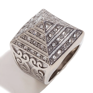Men's vintage silver ring with pyramid zircon top and engraved scroll patterns