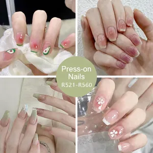 Faux Ongles de Style Français Doux Pour Femmes Avec Colle Design Cœur et Fleur Dégradé Ongles Artificiels Brillants