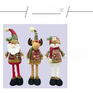 Lot de 3 poupées de Noël en peluche avec Père Noël, Renne et Bonhomme de neige à carreaux