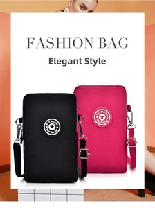 Détail de mini sacs de téléphone en nylon noir et rose avec bandoulières réglables