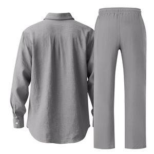 Vue avant et arrière d'un ensemble chemise et pantalon en lin gris foncé pour hommes