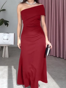 Elegant burgundy one-shoulder slim fit maxi dress with ruched waist and fishtail hem