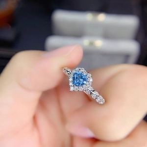 Detail 5