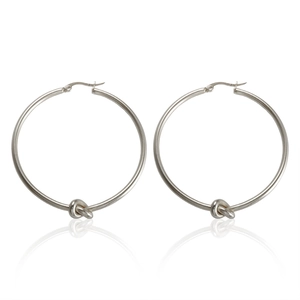 Boucles d'oreilles nœud en acier inoxydable argenté poli avec design minimaliste moderne