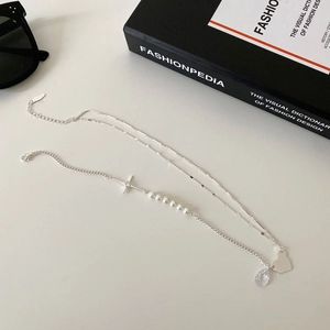925 Silver double layer necklace featuring heart pendant and white pearls on white background