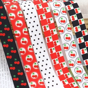Vielfalt an 22mm Kirschdruck-Ripsbändern für DIY-Bögen und Geschenkverpackungen