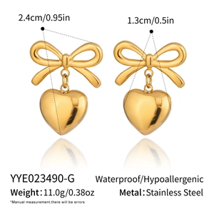 Detail showing dimensions of heart bow earrings made of waterproof stainless steel