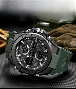 Dettaglio dell'orologio militare verde militare a doppio display impermeabile 50M