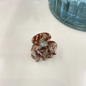 Mini amber marble acetate hair claw clip for women, handmade in France style design