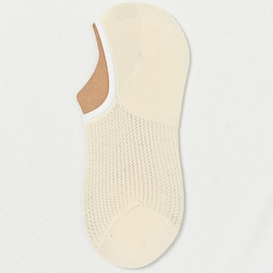 Breathable cotton mesh no-show socks in cream beige with reinforced toe and heel