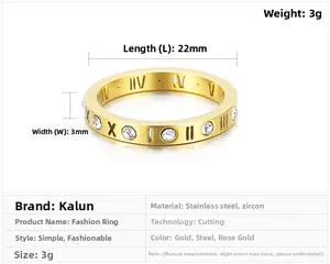 Vue détaillée de la bague en or rose 18k montrant la largeur 3mm et les chiffres romains