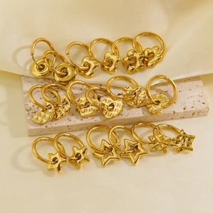 Minimalist 18K Gold Plated Stainless Steel Hoop Earrings With Moon Heart Star Flower Pendants Fashion Jewelry For Women