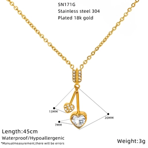 Detailed size specifications of gold stainless steel heart pendant necklace with measurements