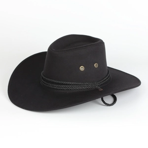 Dettaglio cappello da cowboy nero in finta pelle scamosciata con corda e occhielli
