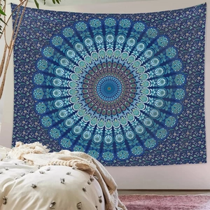 Tenture murale mandala bleu marine avec motifs floraux géométriques symétriques