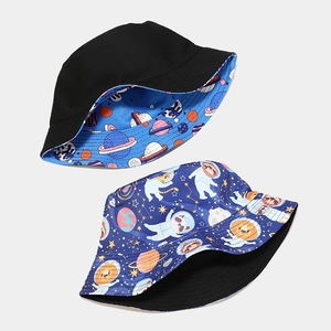 Chapeau bob réversible avec imprimés astronaute dessin animé et tissu coton noir