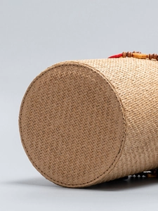 Borsa da spiaggia in paglia intrecciata a mano con decoro di perle e base cilindrica