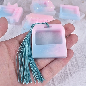 Stampo in resina per shaker TV retrò DIY con sfumatura rosa-blu e nappa in seta verde acqua