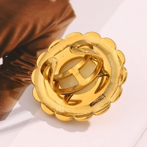 Vintage 18K gold plated stainless steel floral open ring with white pearl center inlay