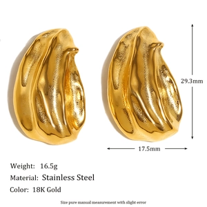 Detailed size specifications of 18K gold plated irregular wavy stainless steel earrings