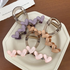 Minimalistische Herz Haarklammern in Pastellviolett, Aprikose und Rosa für Damen