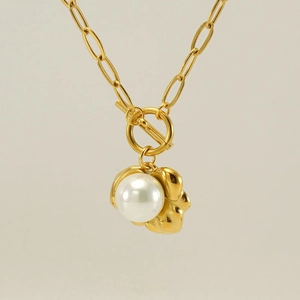 Titanium steel pearl necklace with OT toggle clasp and paperclip chain gold finish