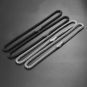 Detail of 6mm stainless steel Franco and wheat chains in black and silver finishes