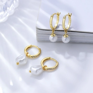 S925 sterling silver gold-plated hoop earrings with pearls and zircon in minimalist style