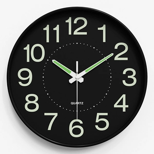 Luminous 25cm wall clock with silent quartz movement and glow-in-the-dark green hands