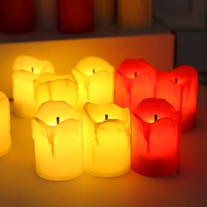 Realistische LED Weihnachtskerzen mit Tropfen-Effekt und warmem Glanz für die Deko
