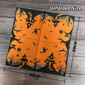 Halloween napkins with witch castle and pumpkin prints in orange and black, 33x33cm